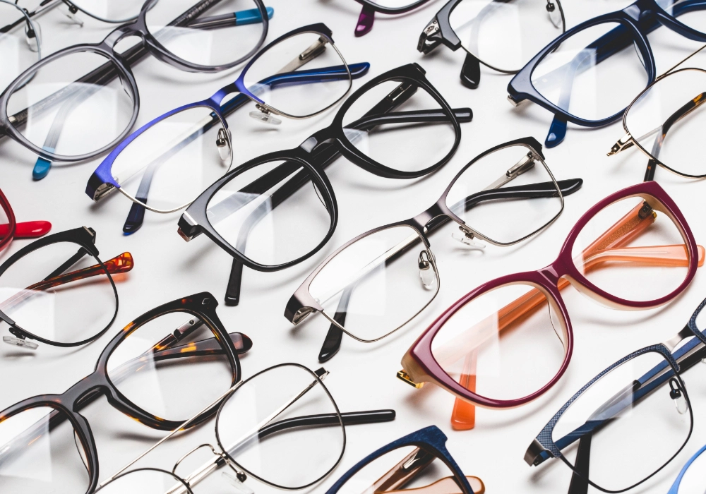 lunettes vendus par des opticiens
